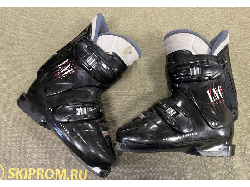 Ботинки горнолыжные LOWA  26,0