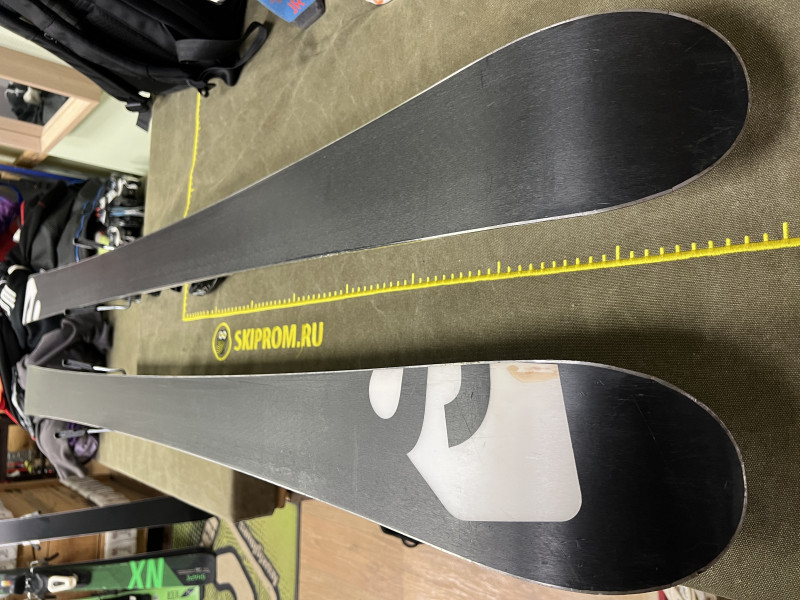 Salomon Threat (twin tip) 161-4