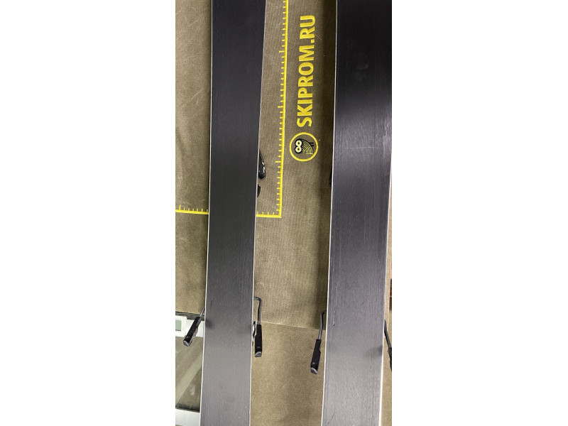 Salomon Threat (twin tip) 161-5
