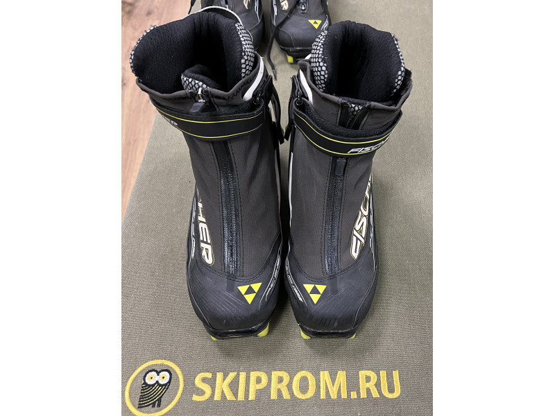 Ботинки для беговых лыж  под коньковый ход  FISCHER  41.0-2