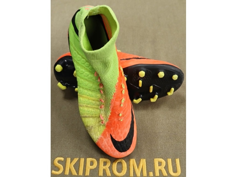 Бутсы Nike JR Hypervenom Phantom 3 DF FG   36,5  размер