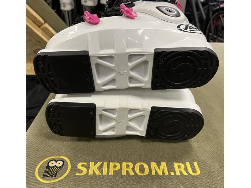 Горнолыжные ботинки под формовку STROLZ 24,0 новые-2