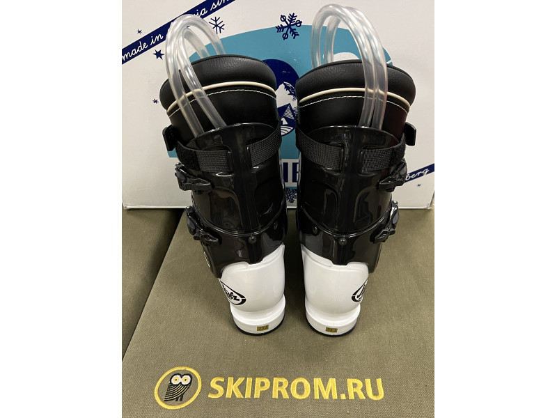 Горнолыжные ботинки под формовку STROLZ 23,5 новые-3