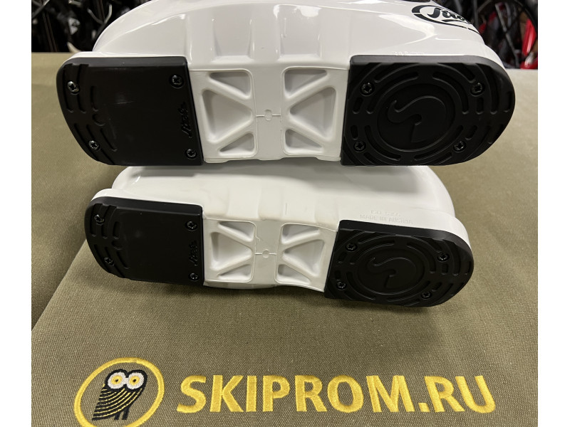 Горнолыжные ботинки под формовку STROLZ 23,5 новые-2
