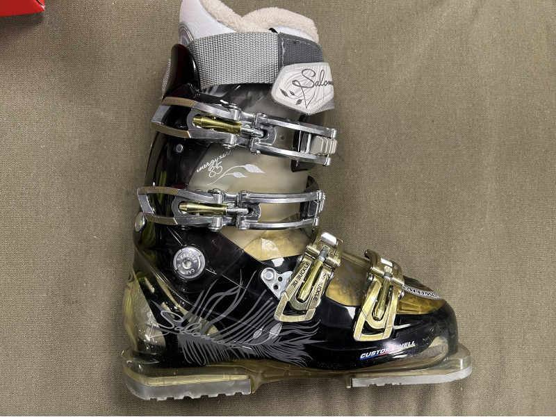 Горнолыжные ботинки SALOMON  24.5