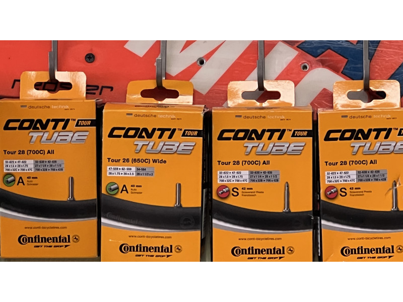 Камера Continental Tour 28ʺ/700Cx32-47 A/V 42mm. 