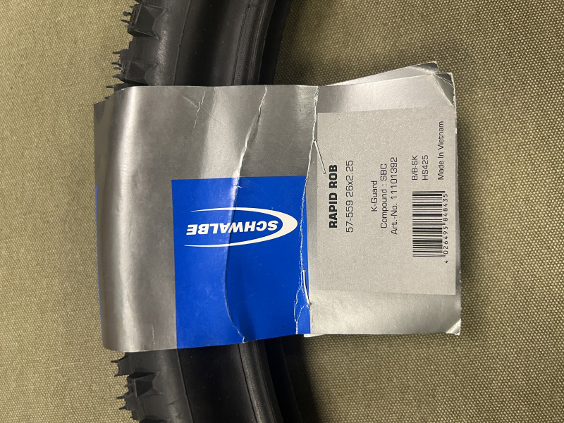 Покрышка велосипедная Schwalbe Rapid Rob 26 х 2.25 57-559-1