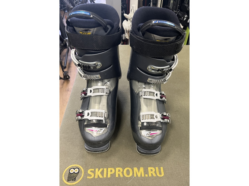 Горнолыжные ботинки NORDICA  27,5-1