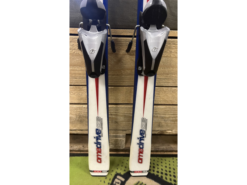 Dynastar Carbon 06 162-1