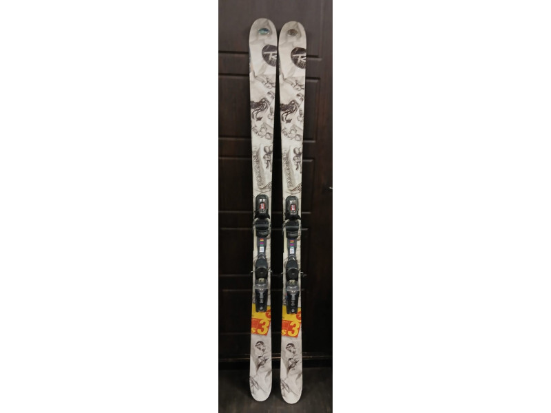 Rossignol 180 (twin tip)