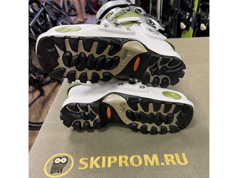 Скитур горнолыжные ботинки  SCARPA 24,5-1