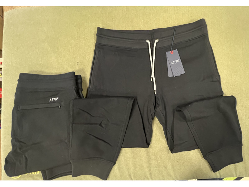 ARMANI  JEANS спортивные штаны  новые  3XL