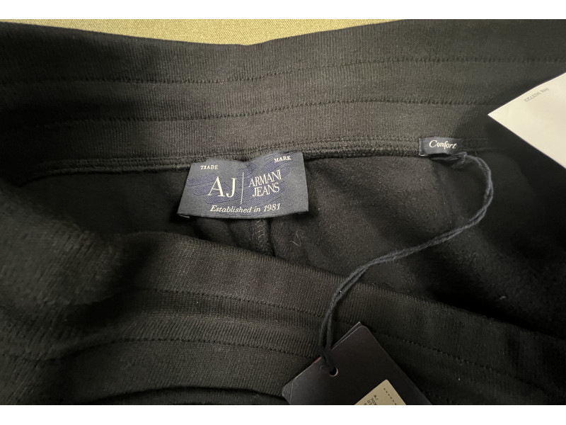 ARMANI  JEANS спортивные штаны  новые  3XL-2