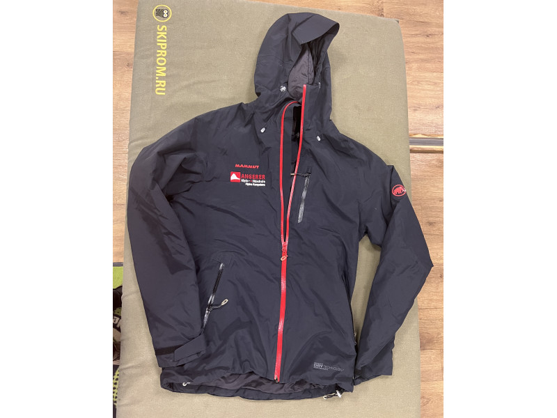 Прокат MAMMUT горнолыжной куртки с капюшоном М